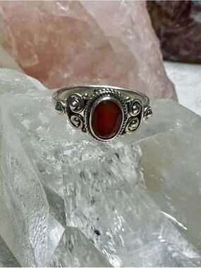 Carnelian Sterling Silver Oval Gemstone Ring - Size 5.5